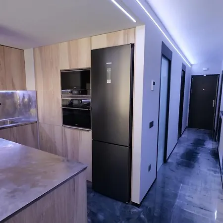 La Farola - Luxury Domotic Flat In Puerto Deportivo Marbella