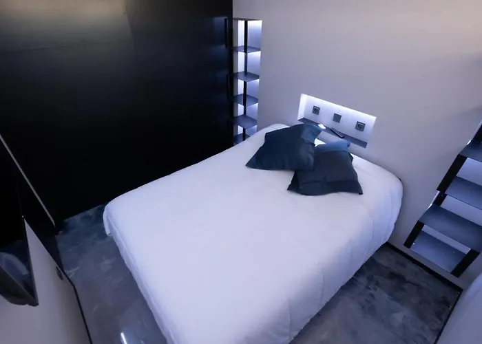 La Farola - Luxury Domotic Flat In Puerto Deportivo * ماربيا