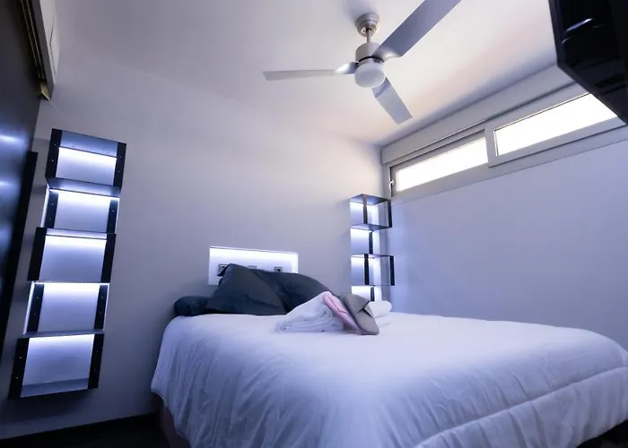 Apartman La Farola - Luxury Domotic Flat In Puerto Deportivo