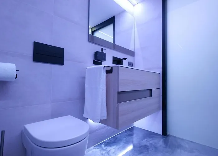 La Farola - Luxury Domotic Flat In Puerto Deportivo Apartman *