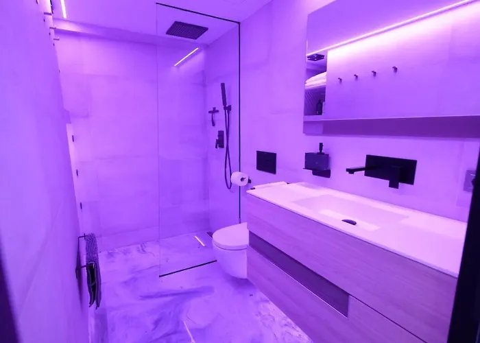 شقة La Farola - Luxury Domotic Flat In Puerto Deportivo *