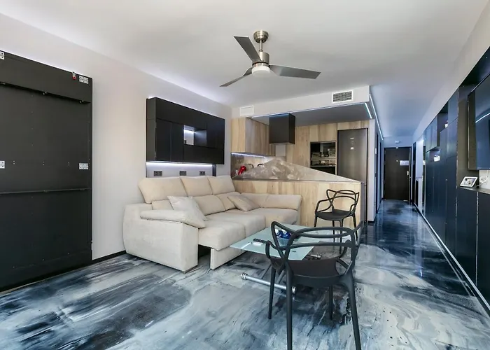 La Farola - Luxury Domotic Flat In Puerto Deportivo ماربيا