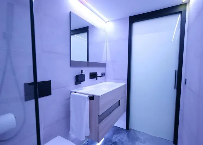 La Farola - Luxury Domotic Flat In Puerto Deportivo Apartamento