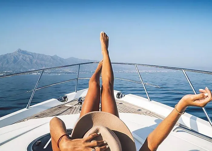 La Farola - Luxury Domotic Flat In Puerto Deportivo *