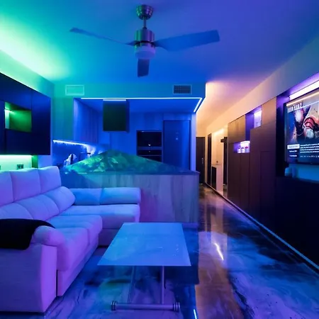 La Farola - Luxury Domotic Flat In Puerto Deportivo