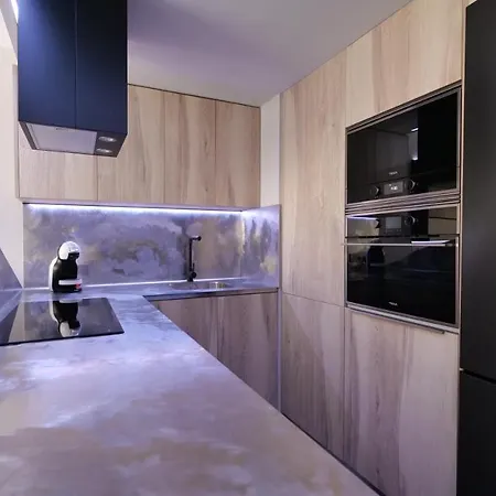 La Farola - Luxury Domotic Flat In Puerto Deportivo